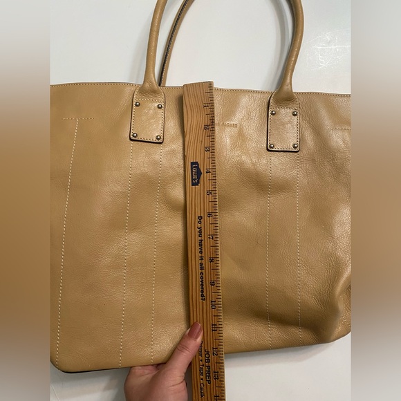 Etienne Aigner Large Handbag Tote, 100% Genuine Leather Beige Tan Rare edition - Picture 4 of 15